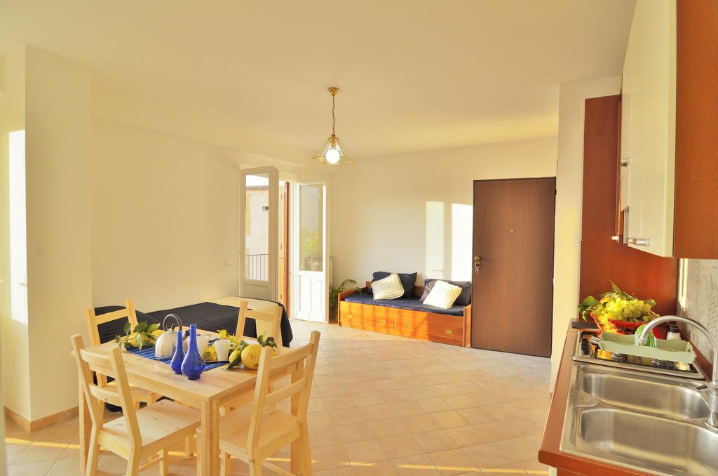 Lemon Flats Sorrento Bed & Breakfast Ruang foto