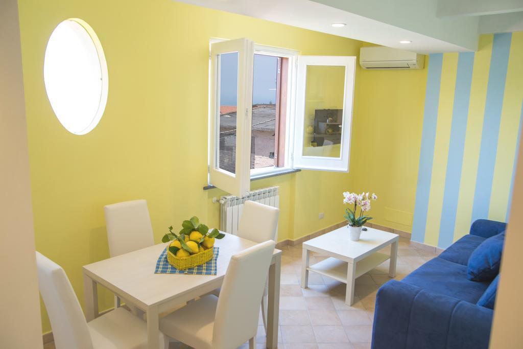 Lemon Flats Sorrento Bed & Breakfast Bagian luar foto