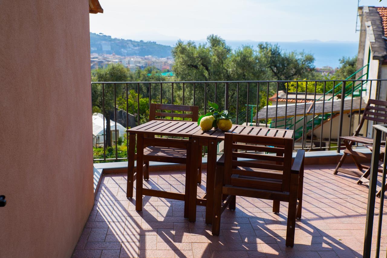 Lemon Flats Sorrento Bed & Breakfast Bagian luar foto