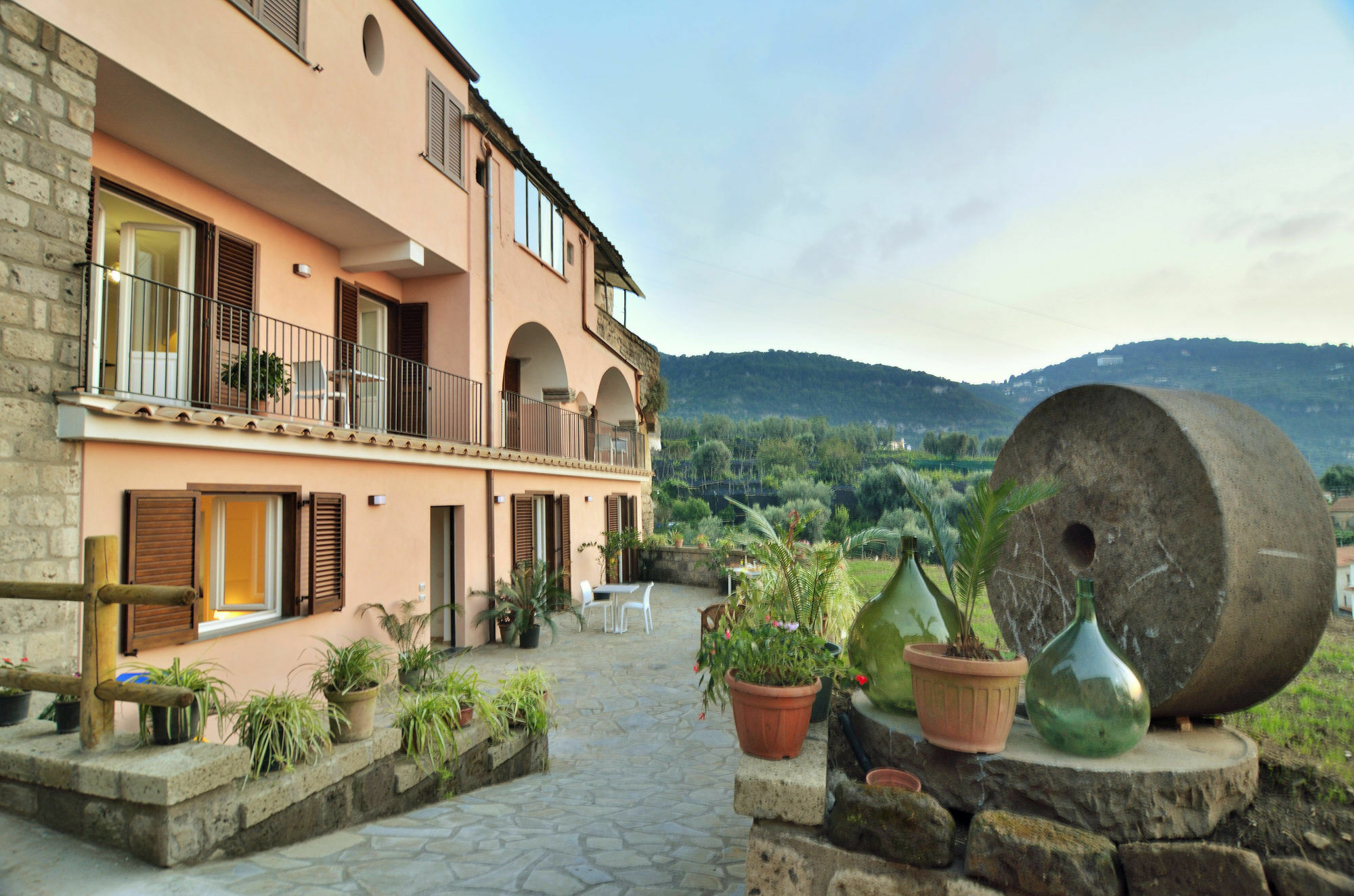 Lemon Flats Sorrento Bed & Breakfast Bagian luar foto